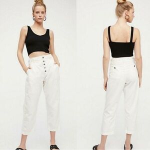 Free People Compass Star Trousers Pleated Pants High Rise Cropped White Size 6